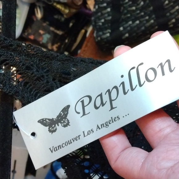 Papillon women's black embroidery top sz Medium - Picture 8 of 17